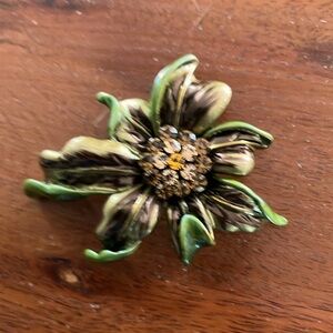SPECIAL Chic Green and Gold Floral Brooch